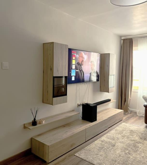 Refurnished In *